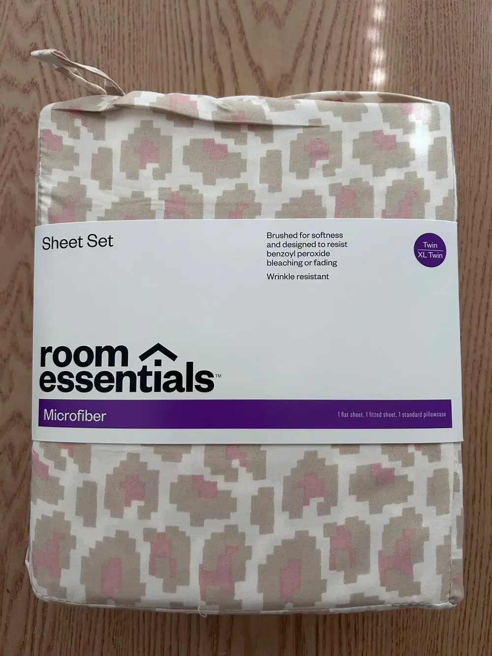 New Twin/Twin XL Microfiber Sheet Set Light Pink Animal Print 🐯Room Essentials